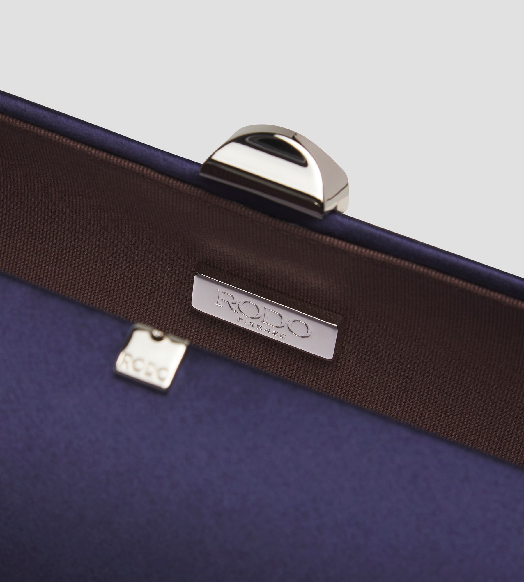 Tube Plus Clutch