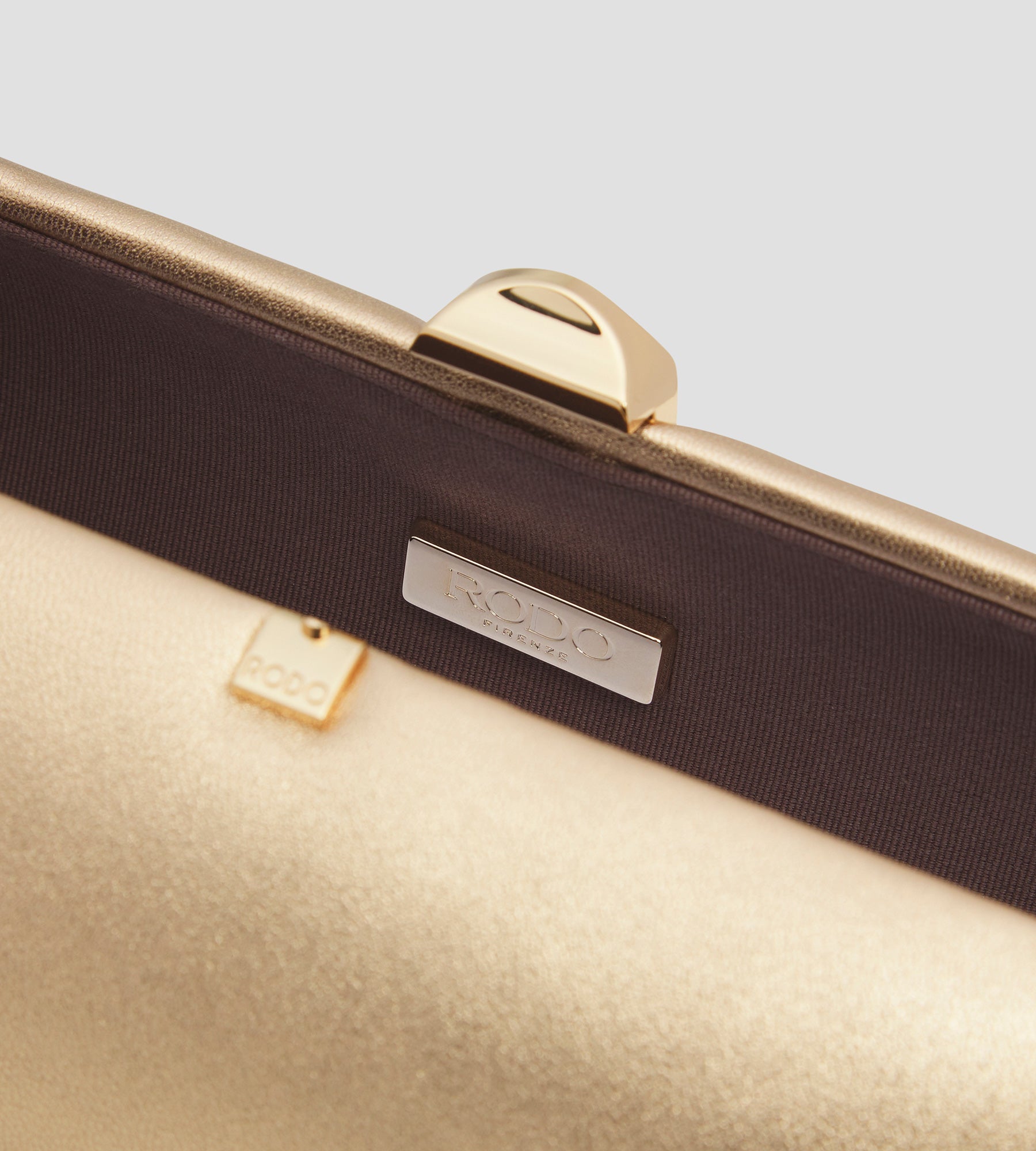 Tube Plus Clutch