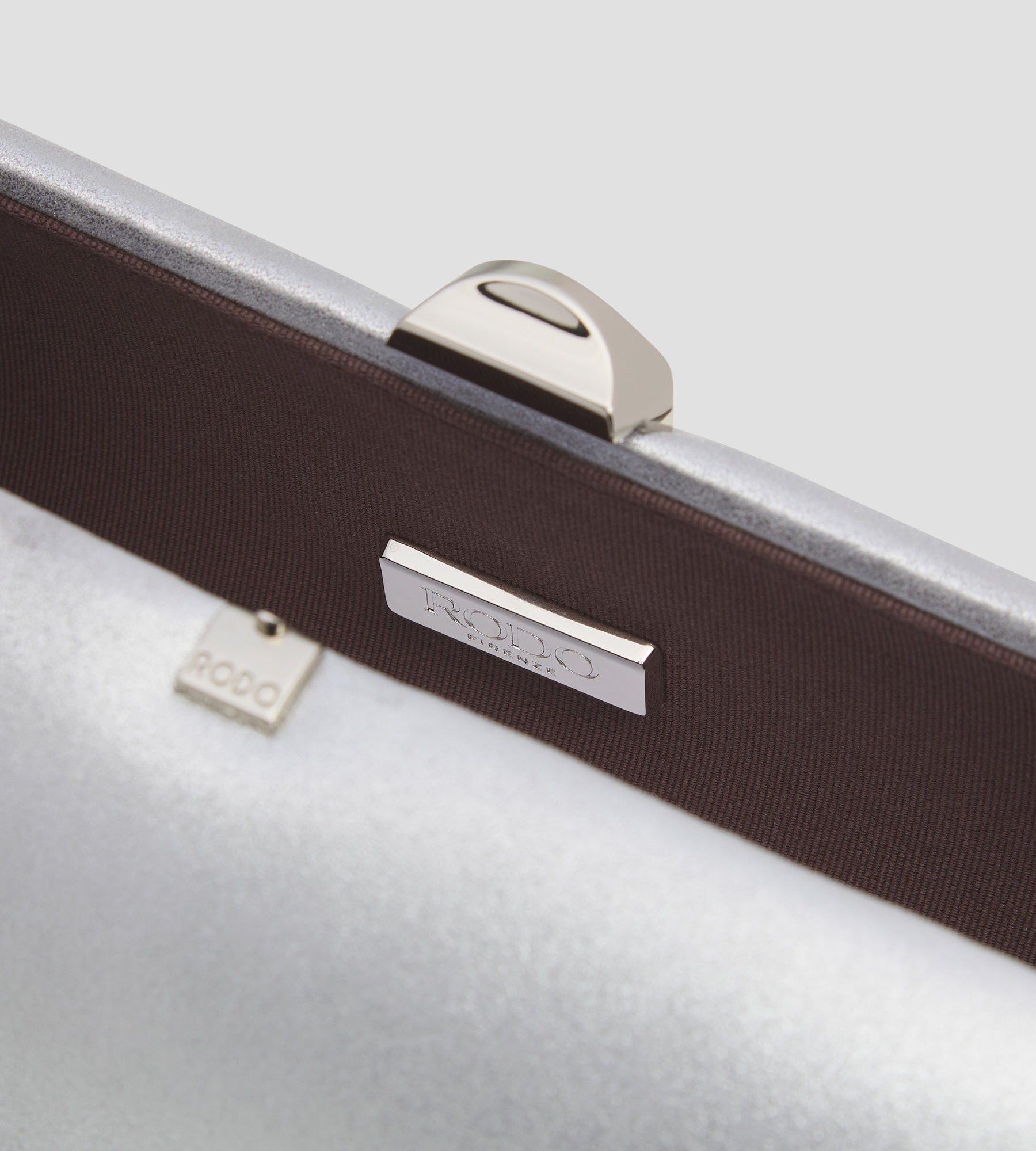 Tube Plus Clutch