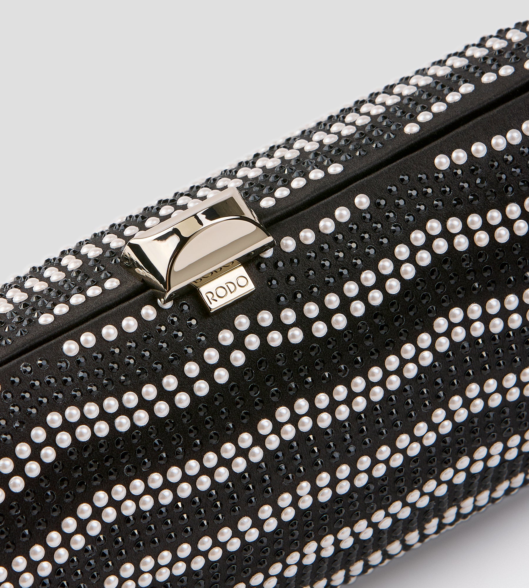 Tube Plus Clutch
