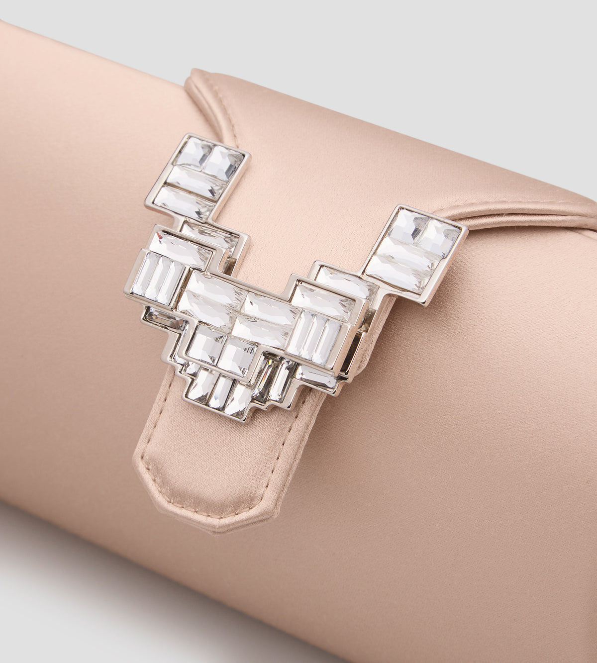 Tube Jewel