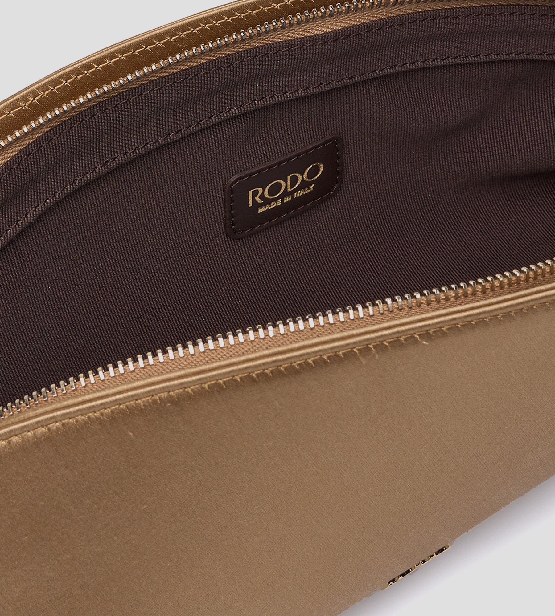 ラターシャ・スモール