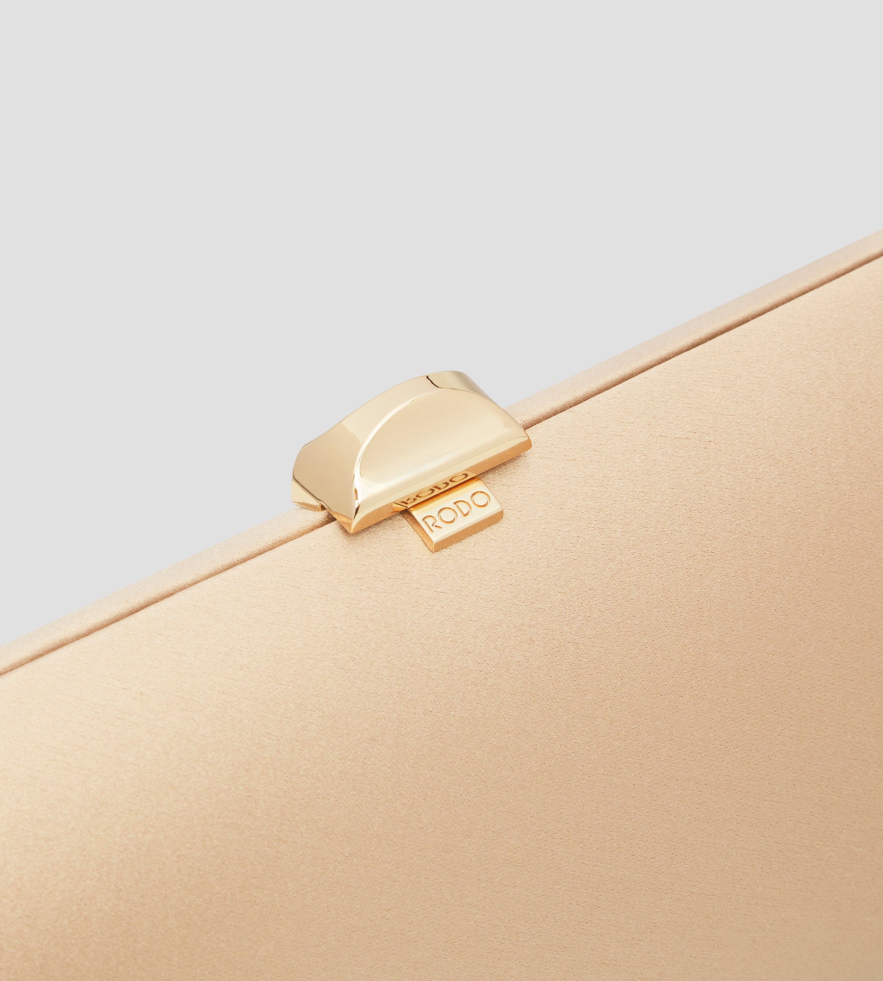 Tube Plus Clutch