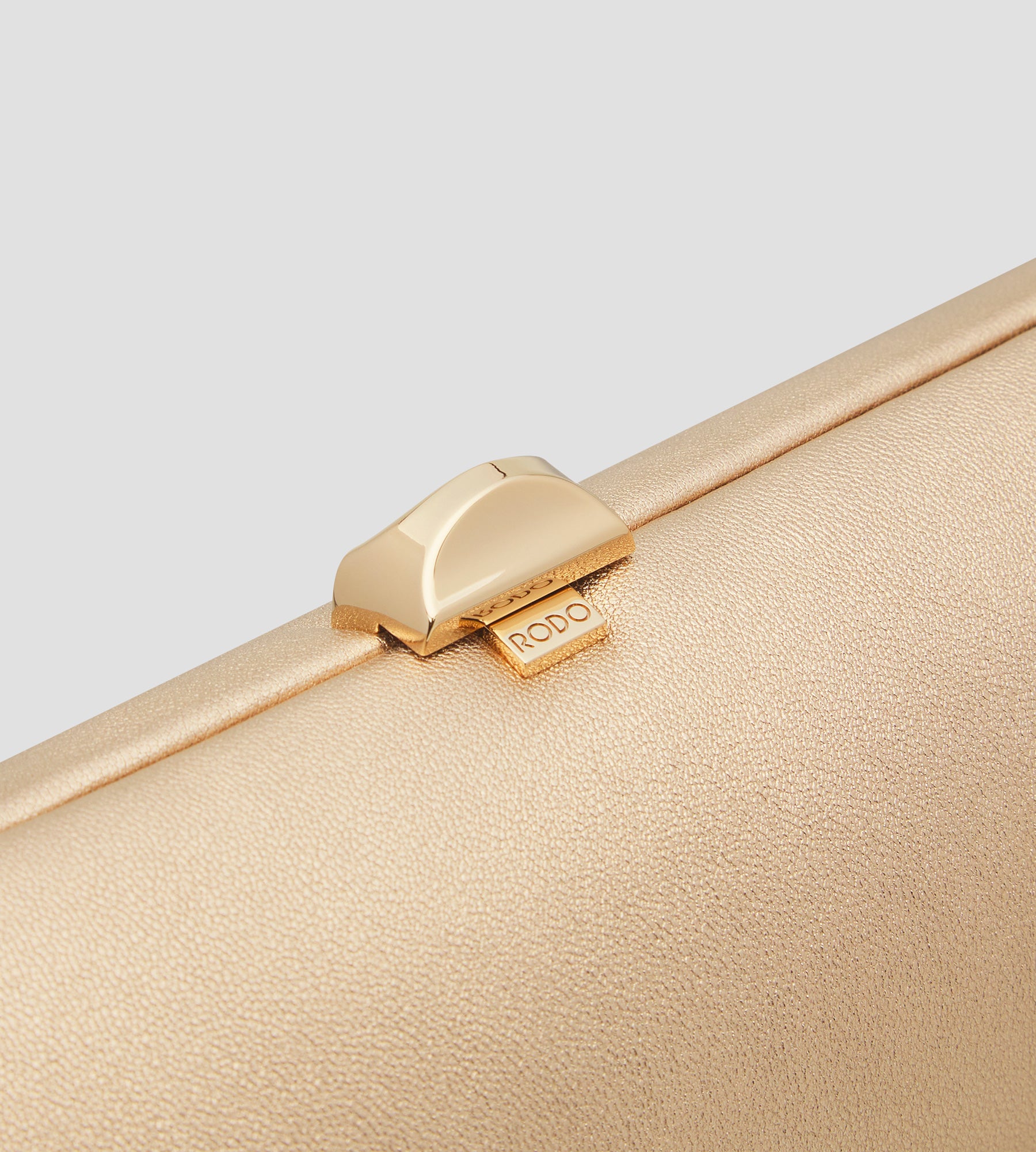 Tube Plus Clutch