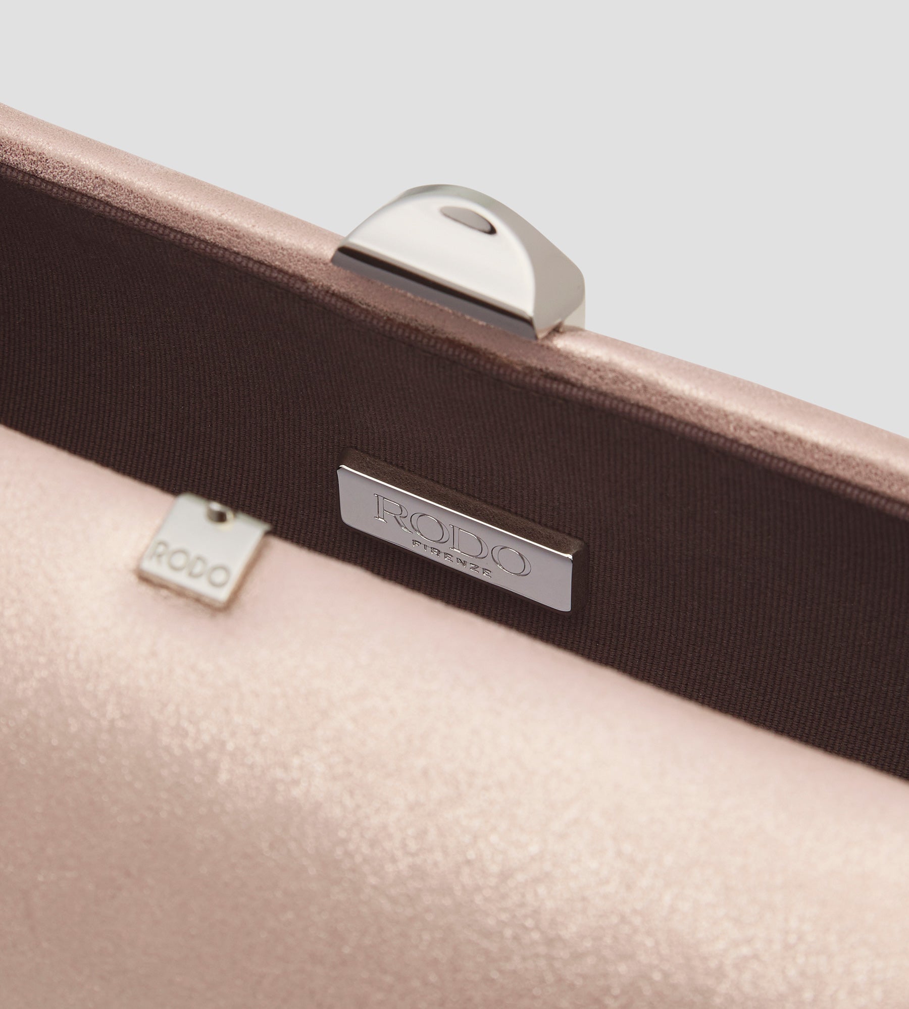 Tube Plus Clutch