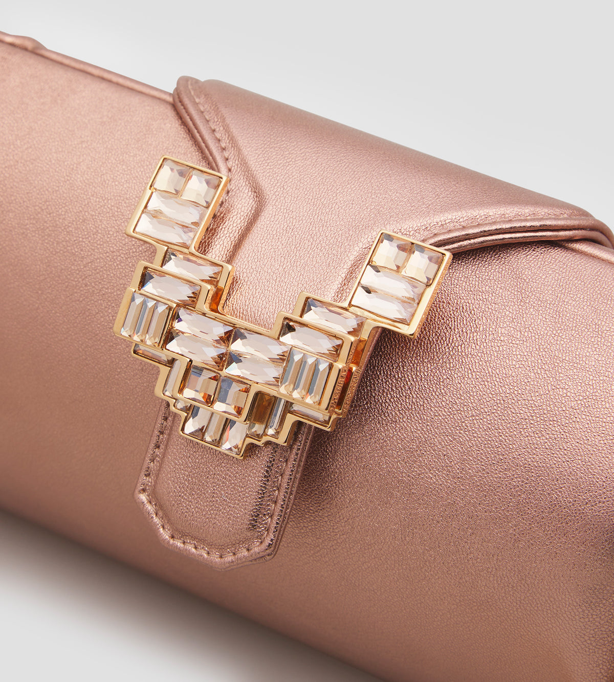 Tube Jewel