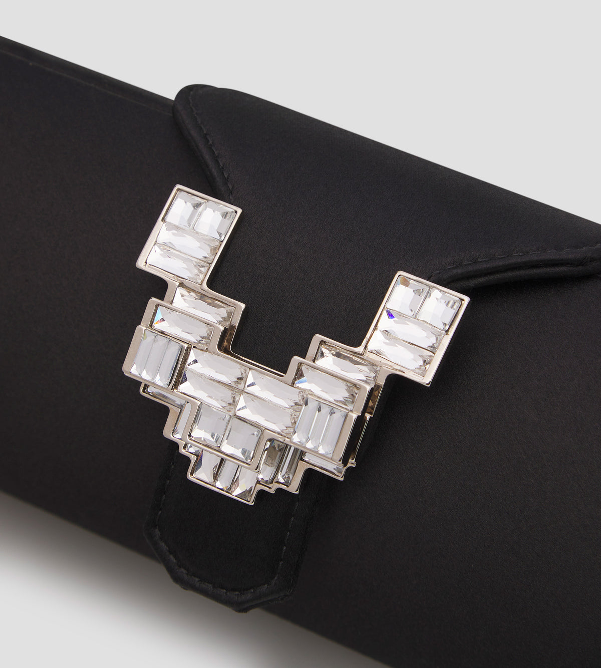 Tube Jewel